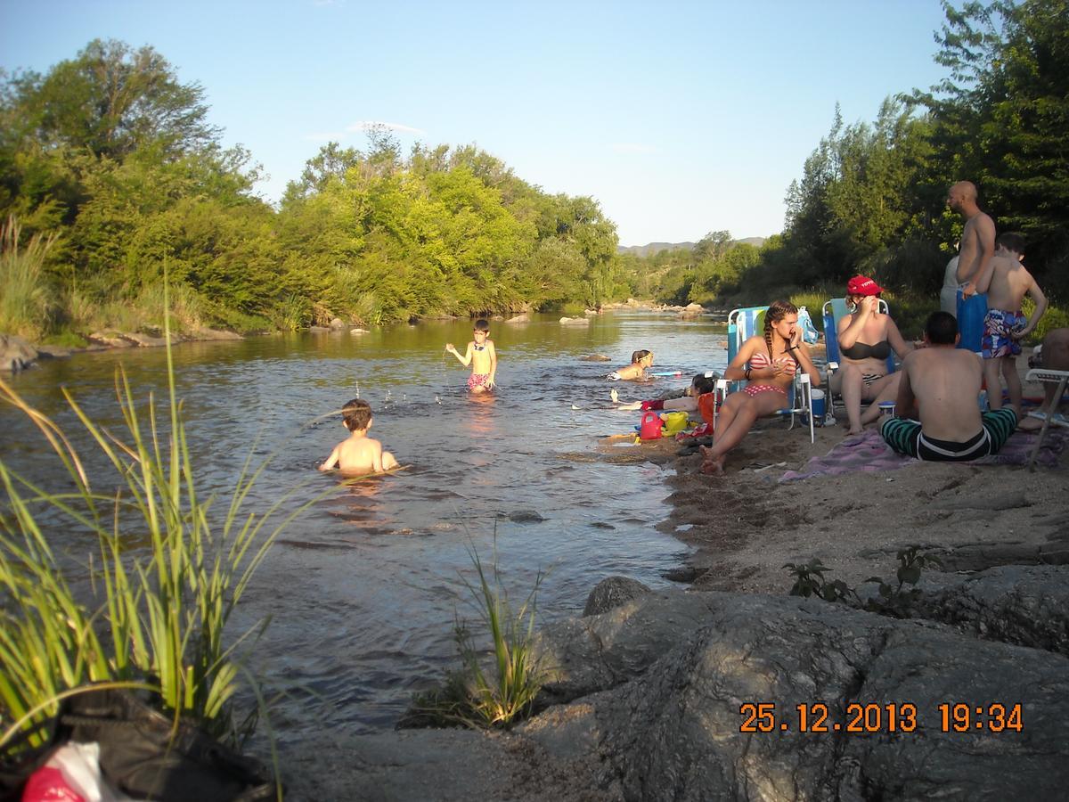 Cabanas Ecos Del Rio Los Reartes Rum bild